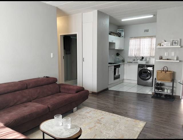 2 BEDROOM APARTMENT FOR SALE IN EDEN GLEN